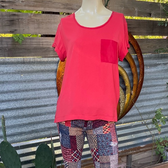 Rag & Bone Red Scoop Neck Sheer Back Pocket Tee Shirt Size Small - Picture 5 of 8